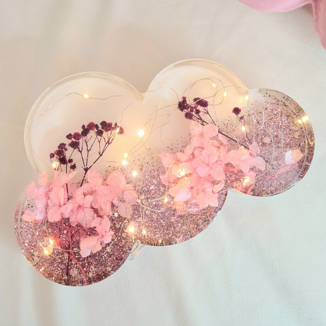 Nebula – Lampe Nuage en Résine Fleurie Rose Mauve, Veilleuse Décorative