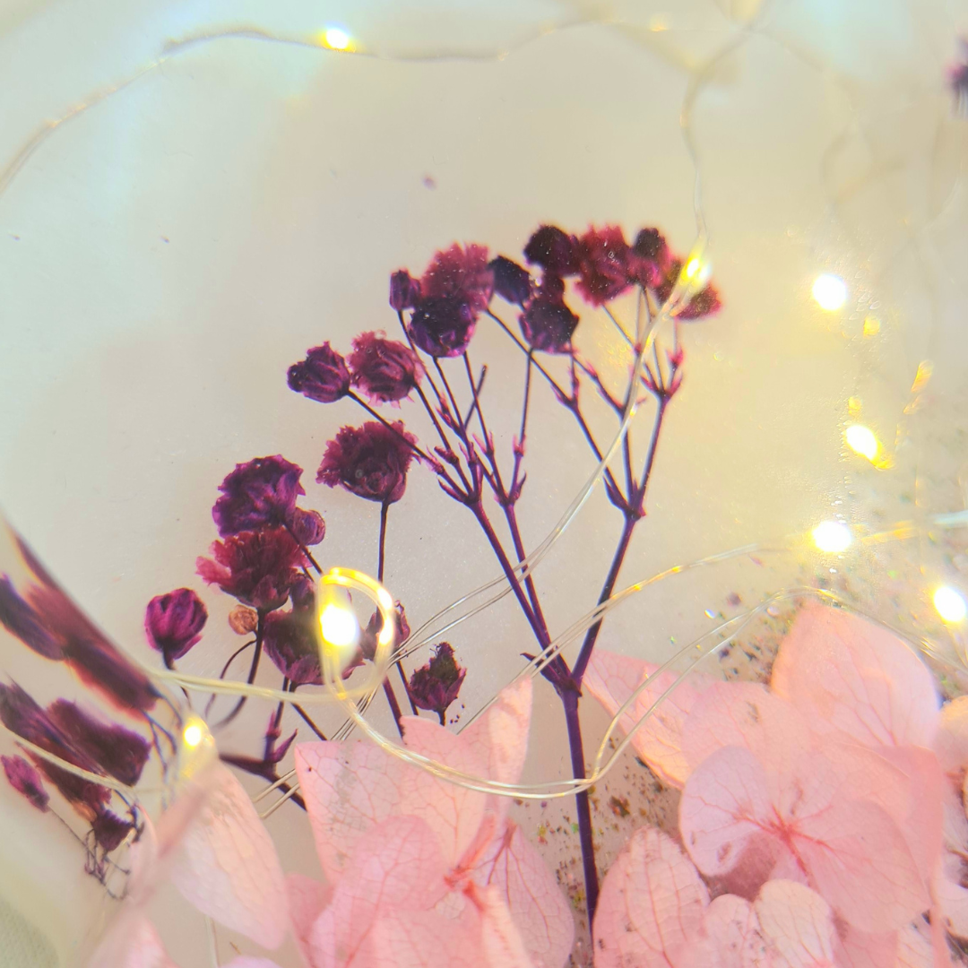 Nebula – Lampe Nuage en Résine Fleurie Rose Mauve, Veilleuse Décorative