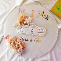 Cadre mariage personnalisé avec voiture et fleurs – Souvenir de bouquet
