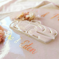 Cadre mariage personnalisé avec voiture et fleurs – Souvenir de bouquet