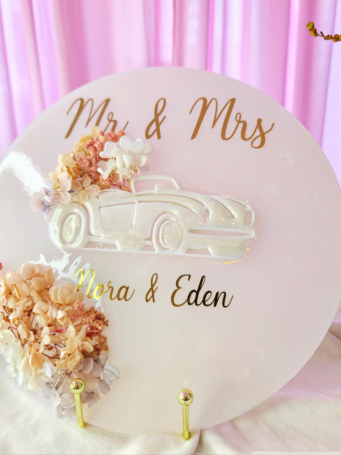 Cadre mariage personnalisé avec voiture et fleurs – Souvenir de bouquet
